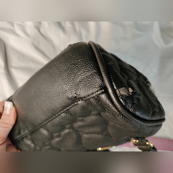 Betsy Johnson black mini purse - Picture 5 of 5
